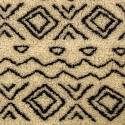 Koiran peti Danish design Neutral Geometric
